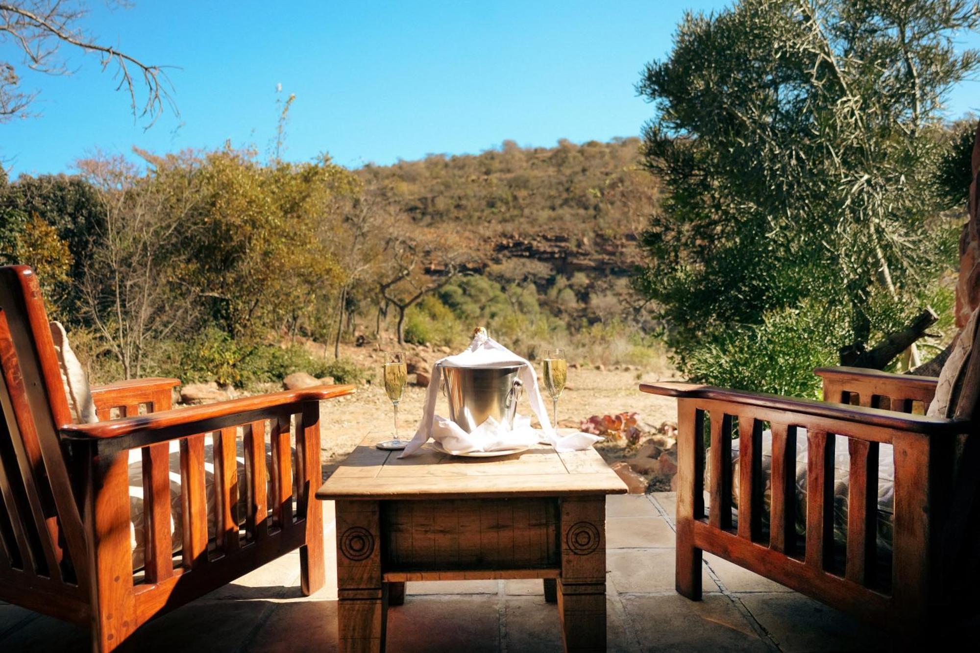Shibula Safari Lodge Welgevonden viltreservat Exteriör bild
